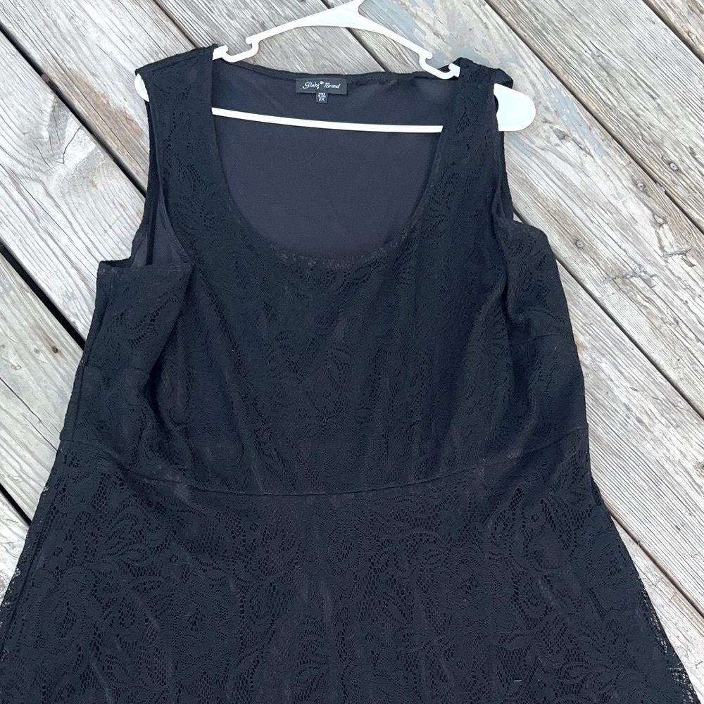 Slinky, friend, Elegant Black Lace Dress - Plus Size 2X - Picture 5 of 6